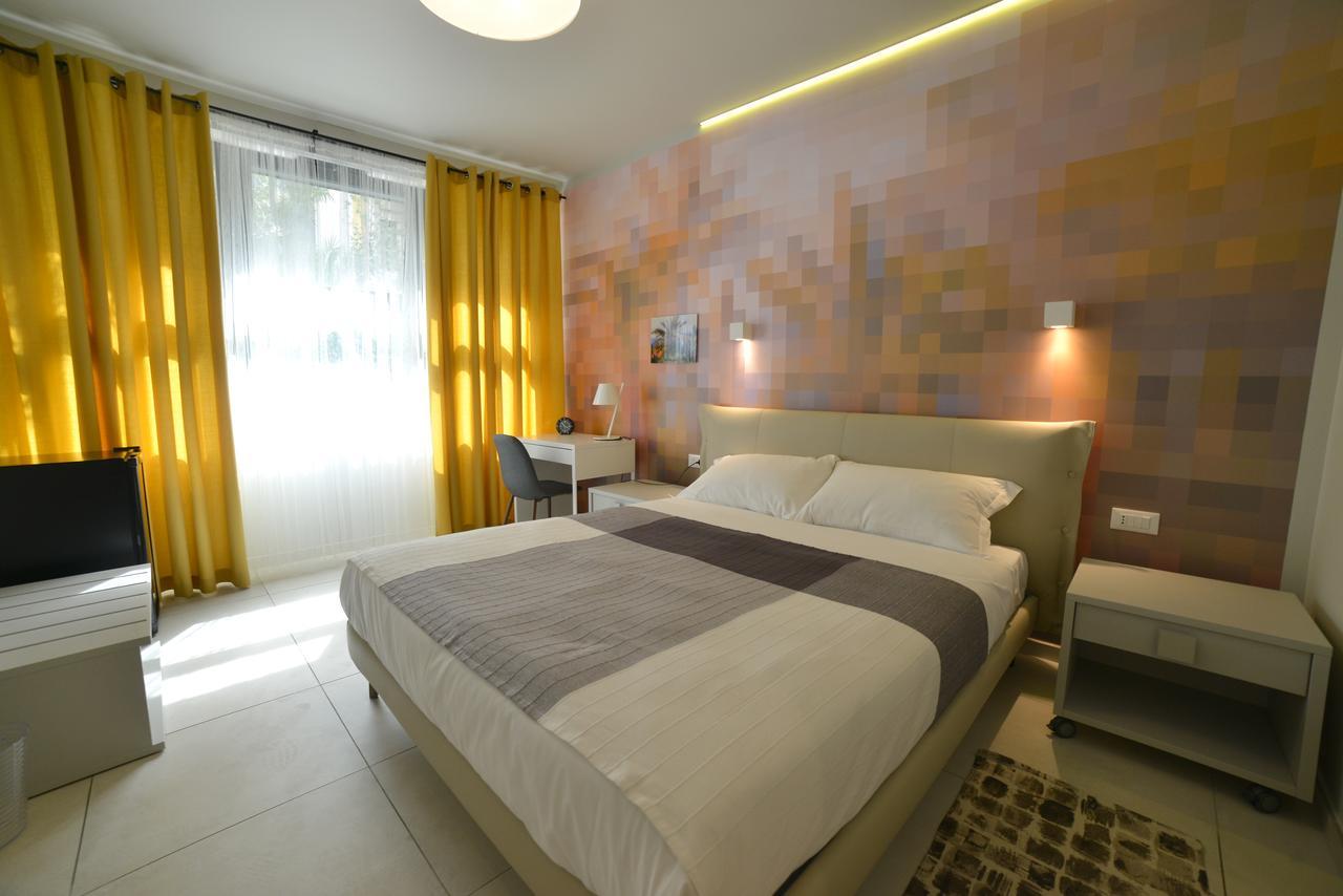 Hotel Villa Miki Bordighera Eksteriør bilde