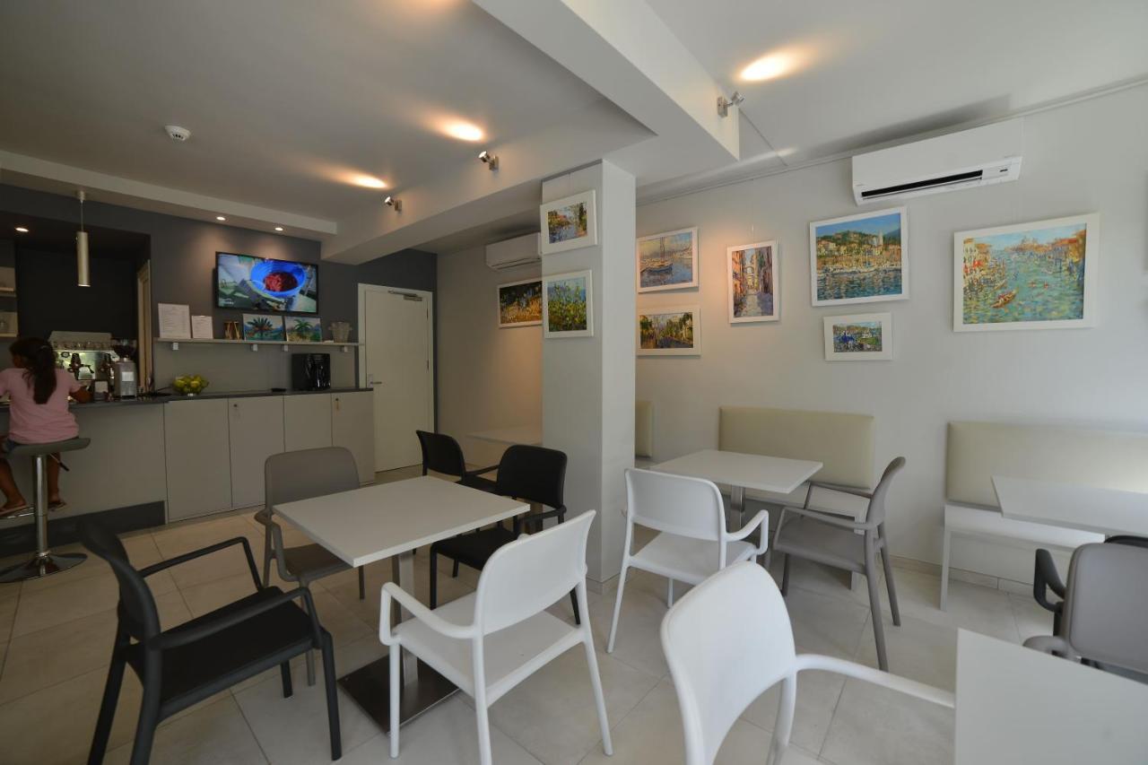 Hotel Villa Miki Bordighera Eksteriør bilde